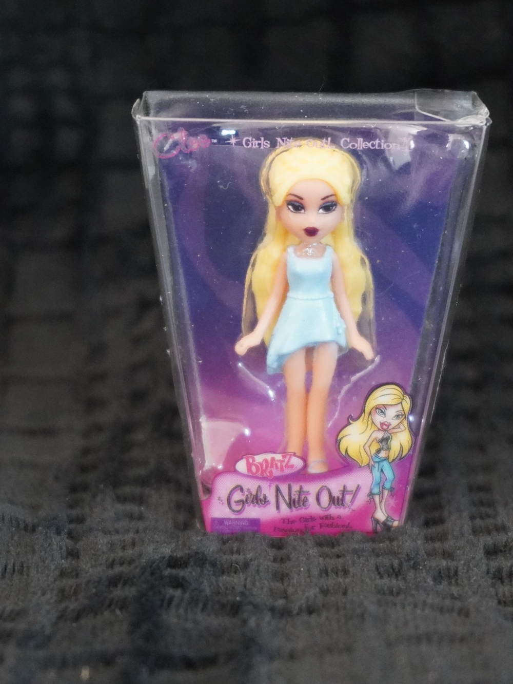 MGA Miniverse Bratz Mini Cosmetics Series 1 Cloe - Girls Nite Out! Figure (New)